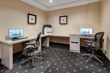 Business Center 50 of 51