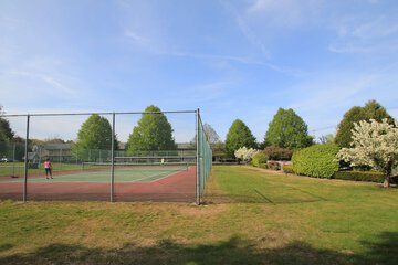 Tennis court