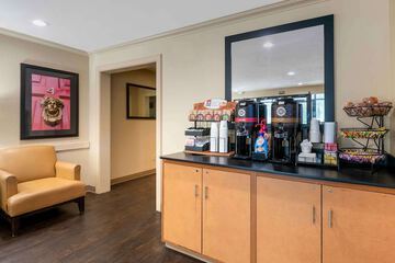 Hotel Interior 9 of 37