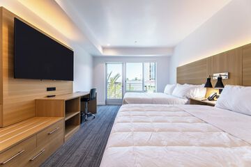 Room 40 of 81