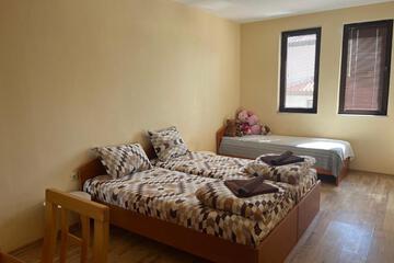 Photo 66