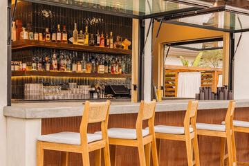 Poolside bar