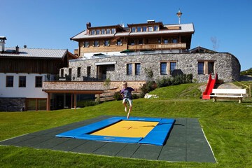 Children's play area - outdoor