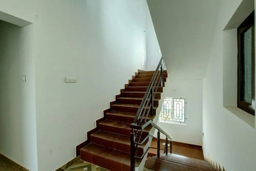 hotel_rooms