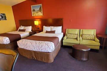 Room 33 of 36