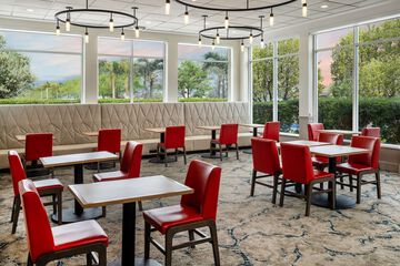 Hotel Interior 7 of 43