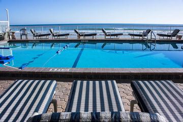 Atlantic Ocean Palm Inn