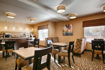 Breakfast/Coffee Service 36 de 45