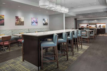 Breakfast/Coffee Service 27 of 35