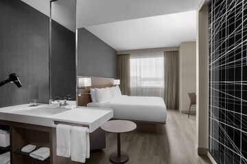 Room 12 of 26