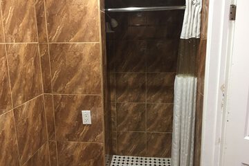 Bathroom shower