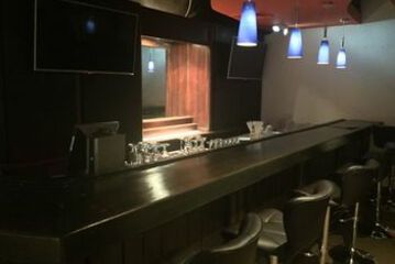 Hotel Bar
