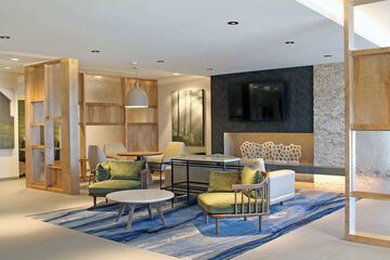 Hotel Interior 9 of 41