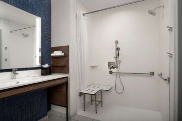 Bathroom shower