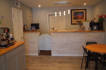 Hotel Interior 7 of 37