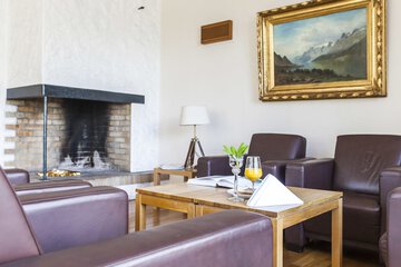 Lobby sitting area