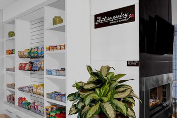 Snack bar