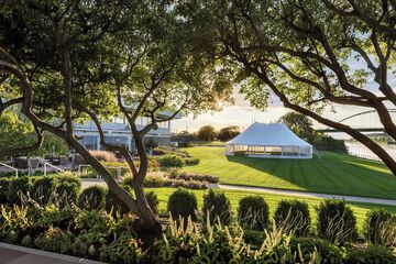 Ballroom/Hall 55 of 57