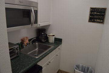 Private kitchenette