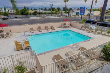 Motel 6 San Bernardino CA South