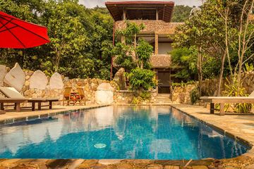 Private pool