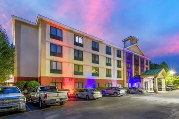 Hotel 2 of 40