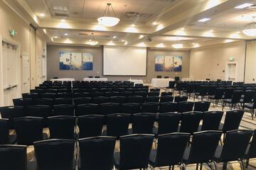 Ballroom/Hall 62 of 75