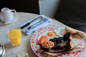 Breakfast meal