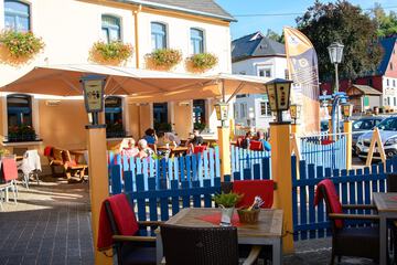 Sundeck