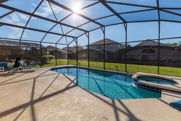 Private pool