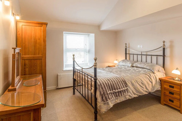 guest_rooms