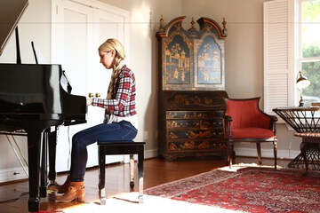 Hotel Interior 5 of 33