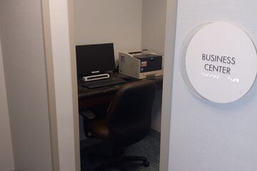 Business Center 59 of 60