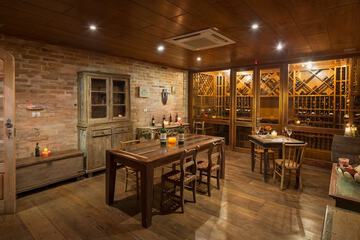 Tasting room