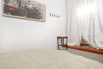 https://cdn.worldota.net/t/{size}/carsolize/c7/76/c776e4bd5de45502b8dbcb3a9eb0e8f0300cb86c.jpeg