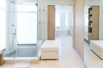 Bathroom shower