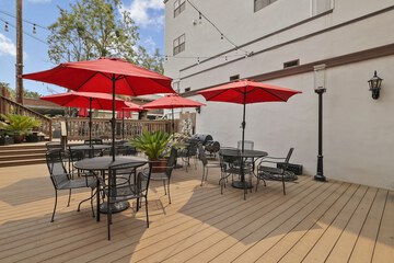 Terrace/Patio 53 of 55