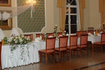 Indoor wedding