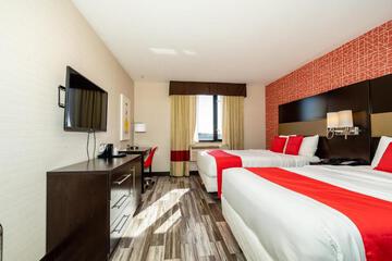 Howard Johnson Jamaica NY Near AirTrain JFK