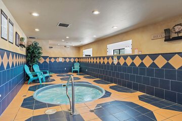 Indoor spa tub
