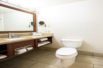 Room 48 of 150