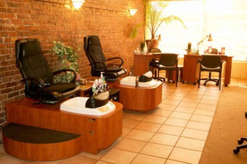 Nail salon
