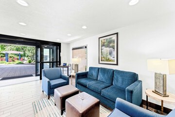 Hotel Interior 17 of 47