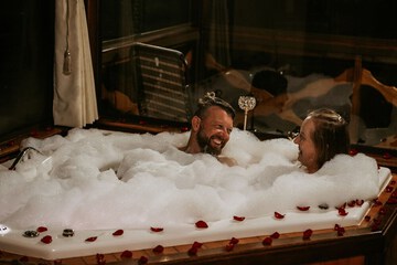 Indoor spa tub