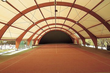 Tennis court