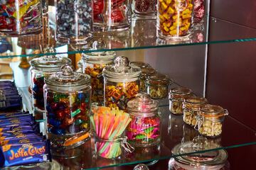 Snack bar