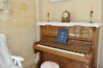Photo 56
