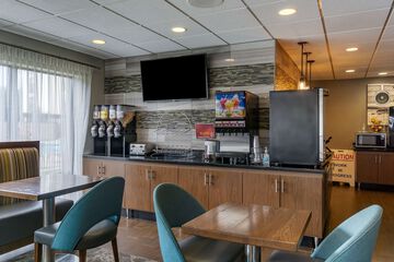 Breakfast/Coffee Service 36 of 37