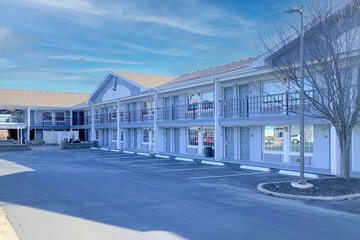 Truman Inn