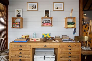 Gift shop